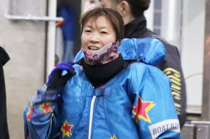 まくり差しでの１着優出に、笑みがこぼれる向井美鈴